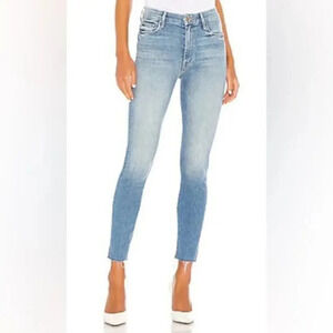 MOTHER High Waisted Looker Ankle Fray in Shoot To Thrill Jeans size 25 B107